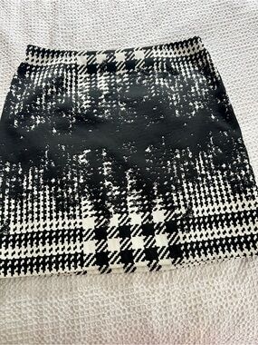 Piazza Sempione Black & White Houndstooth Mini Skirt